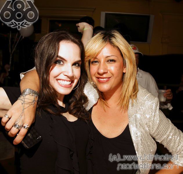 686Holiday2011_376