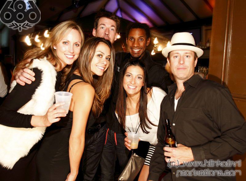 686Holiday2011_377