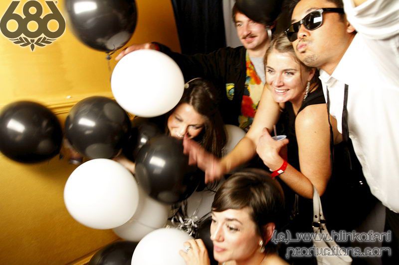 686Holiday2011_442