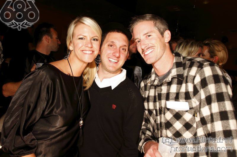 686Holiday2011_475