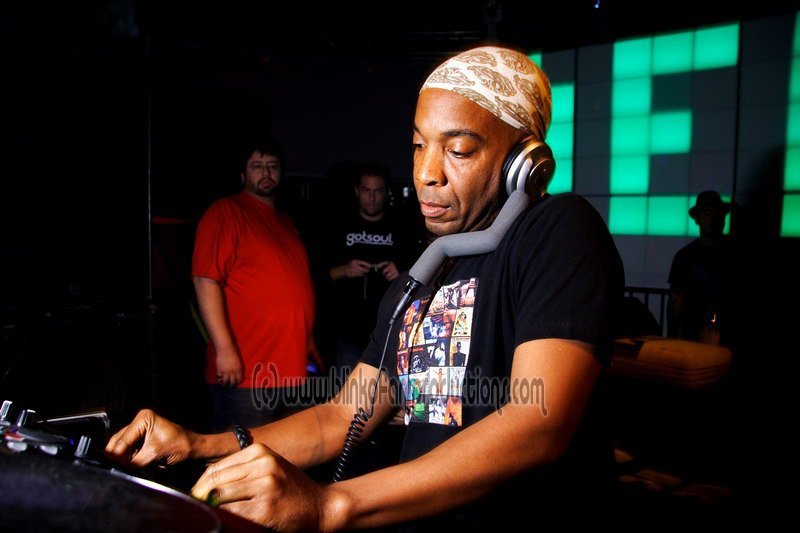 DEEP9anniv_007 