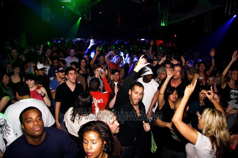 DEEP9anniv_101 
