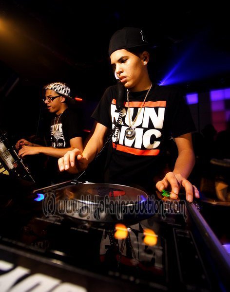 DEEP9anniv_142 