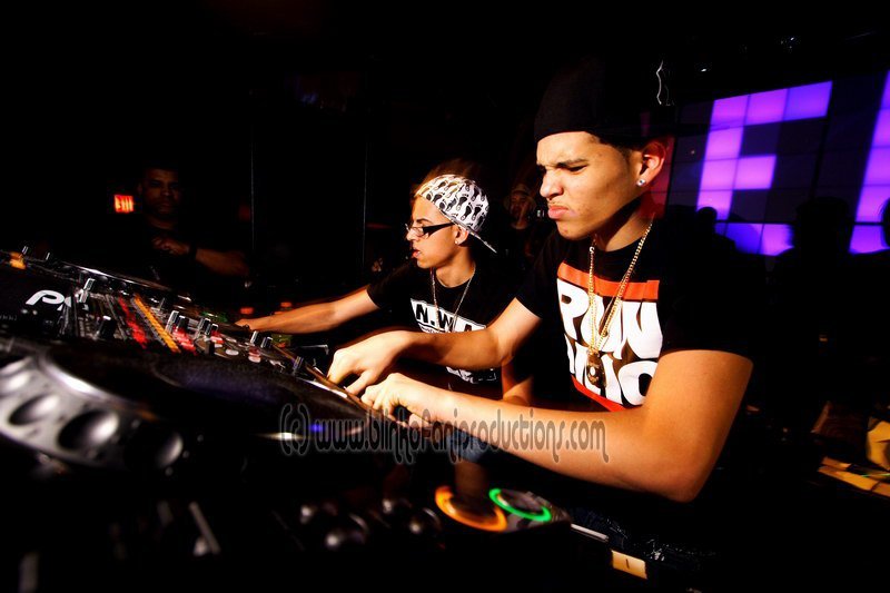 DEEP9anniv_151 