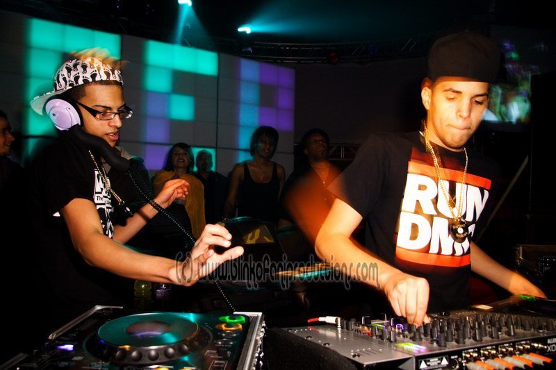 DEEP9anniv_281 