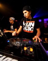 DEEP9anniv_142 