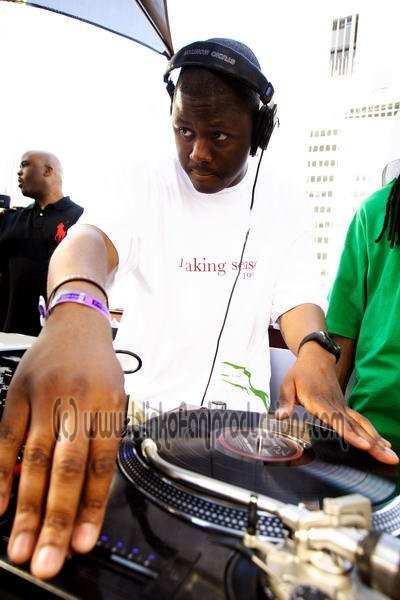 dub_frequency_055 